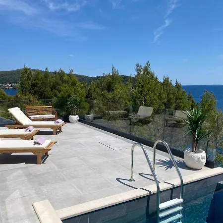 Villa White House *