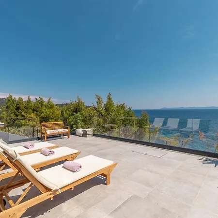 Villa White House Blato (Korcula)