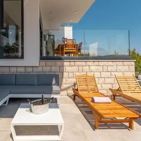 Villa White House Blato (Korcula)