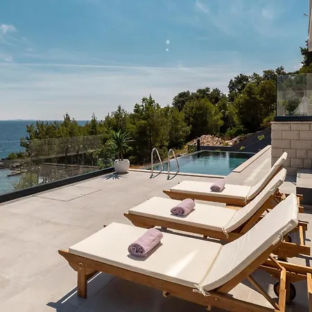 White House Villa Blato (Korcula)